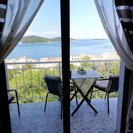 Διαμέρισμα Pecarevic - A With A Stunning View *